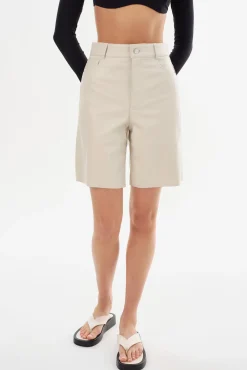 Femme LAMARQUE ARAE | Faux Leather Shorts