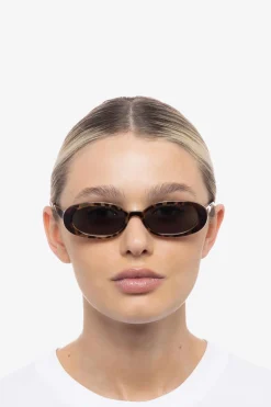 Femme LAMARQUE LE SPECS | Outta Love Sunglasses