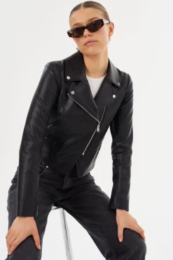 Femme LAMARQUE PASCALE | Fitted Faux Leather Jacket